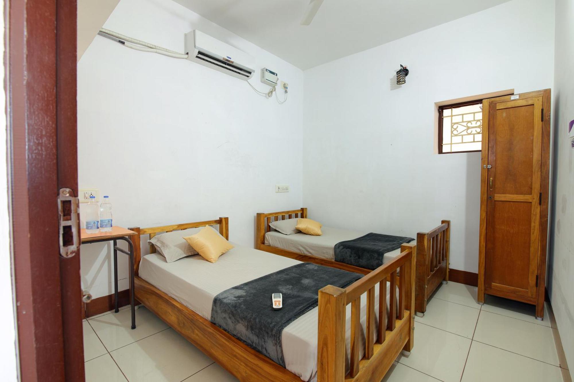 Hotel Manora Residency Puducherry Zewnętrze zdjęcie