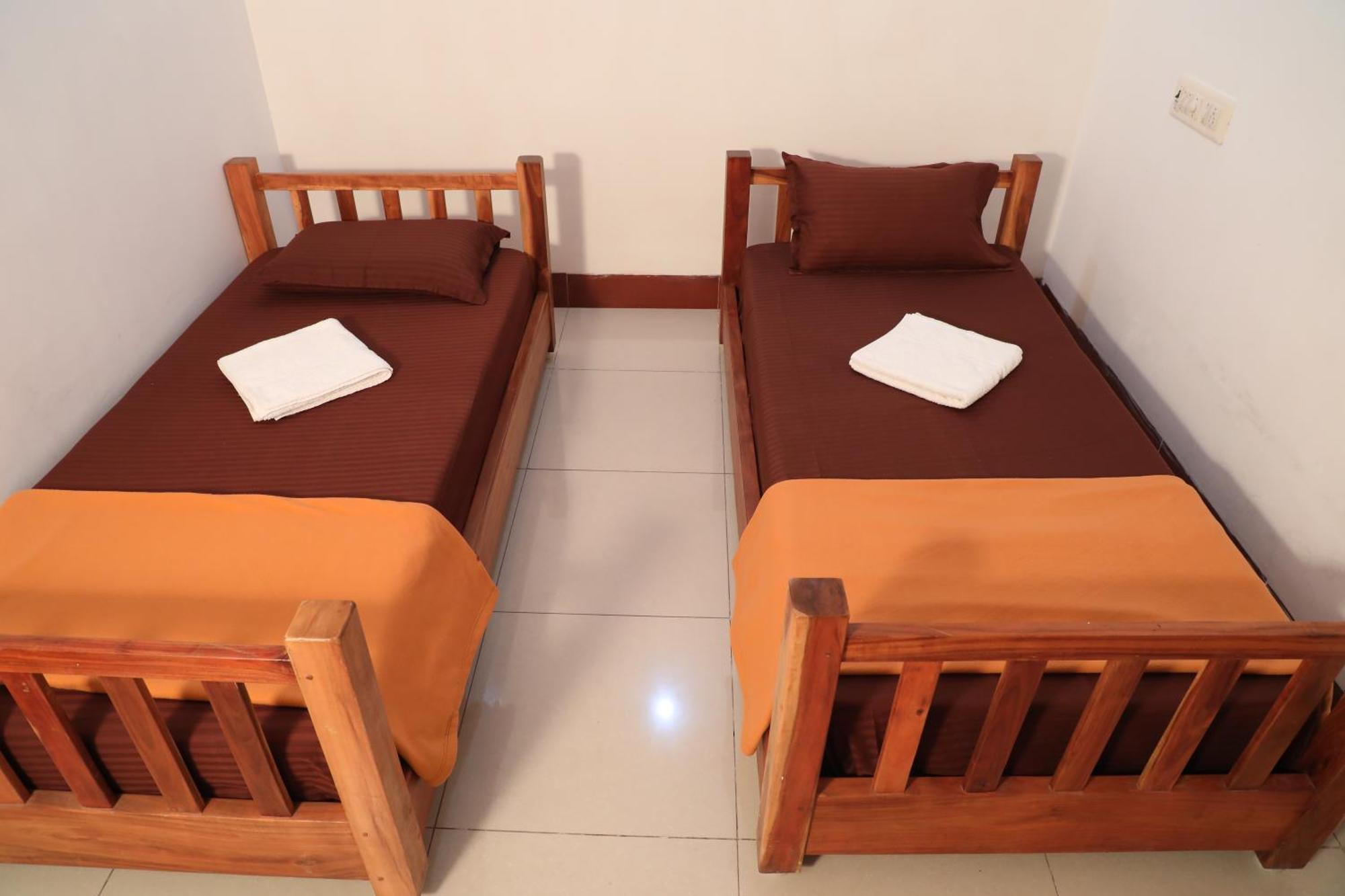 Hotel Manora Residency Puducherry Zewnętrze zdjęcie