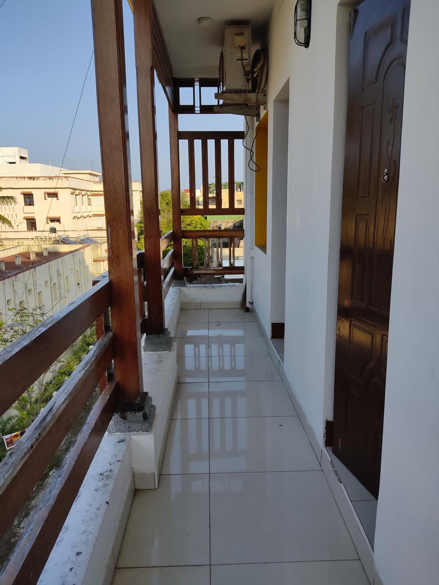 Hotel Manora Residency Puducherry Zewnętrze zdjęcie